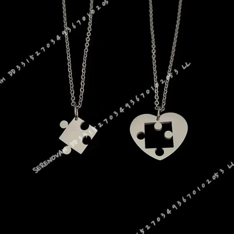 Magnetic Couple Matching Necklaces - Set di 2 Pezzi: Collana con