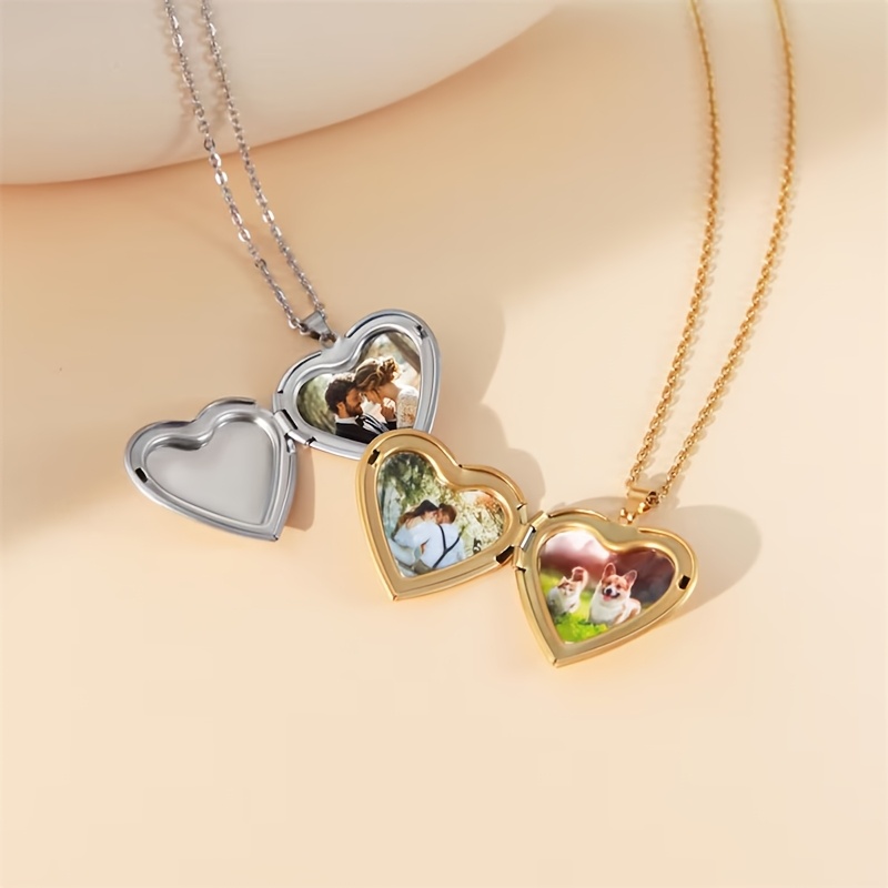 Heart Locket Necklace Photo - Collana con ciondolo medaglione a forma
