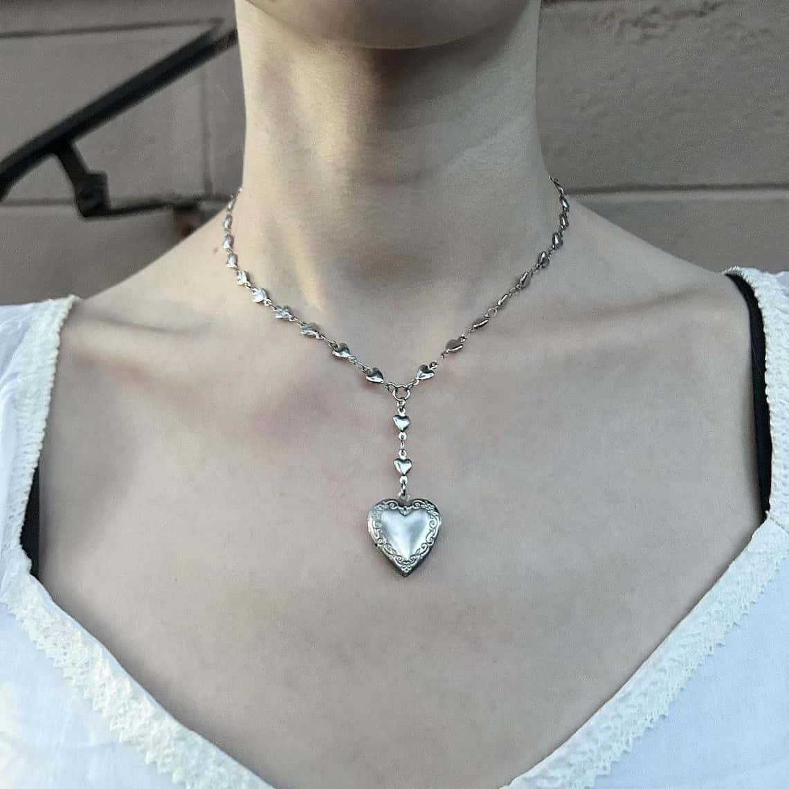 Heart Locket Necklace Photo - Collana a catena con rosario Lariat