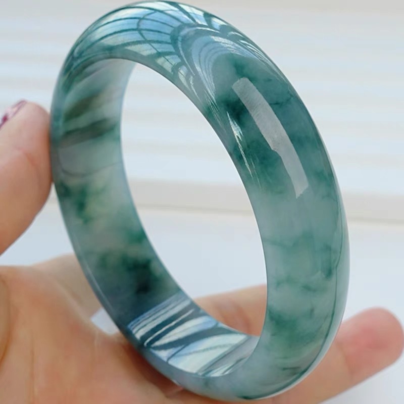 Bracciale in giadeite del Myan - Bracelets recensione e prezzo