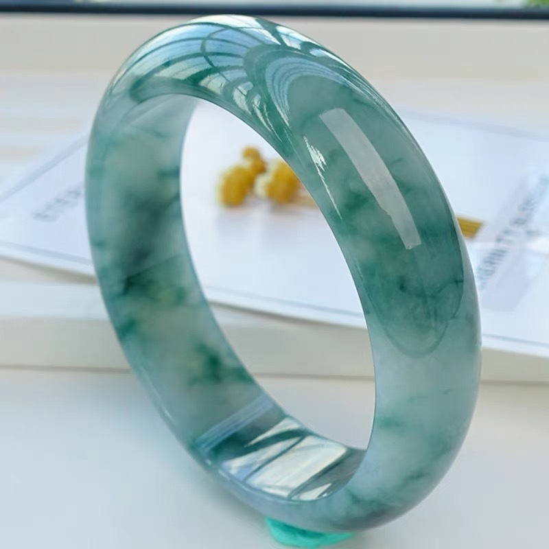 Bracciale in giadeite del Myan - Bracelets recensione e prezzo
