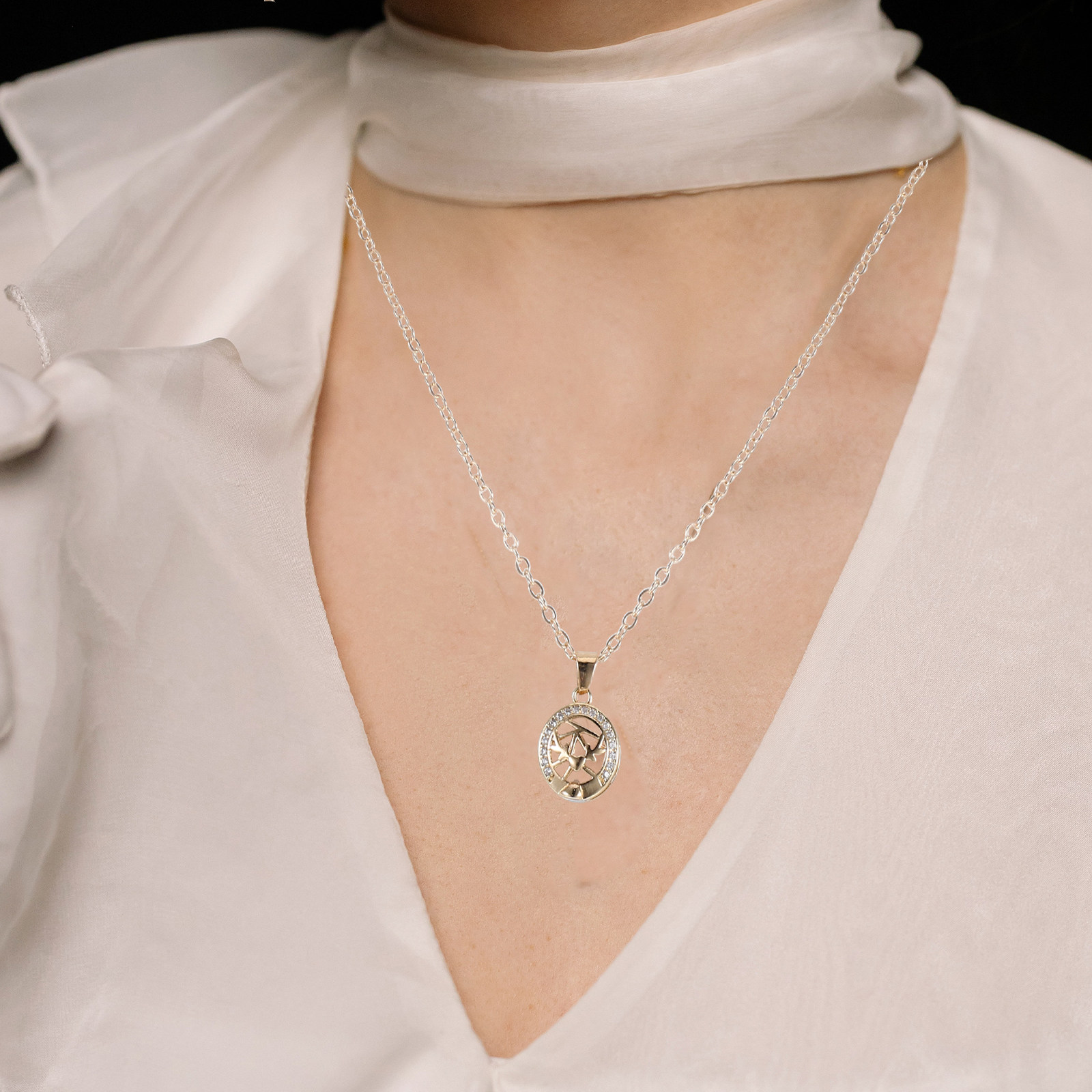 Collana a strati con chiusura  - Magnetic Couple Matching Necklaces recensione e prezzo