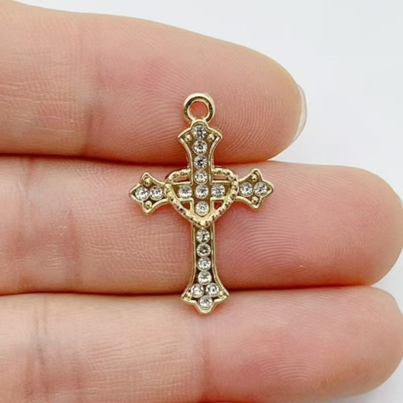 10 pz. Ciondolo a croce in leg - Cross Pendant Necklace Gold recensione e prezzo