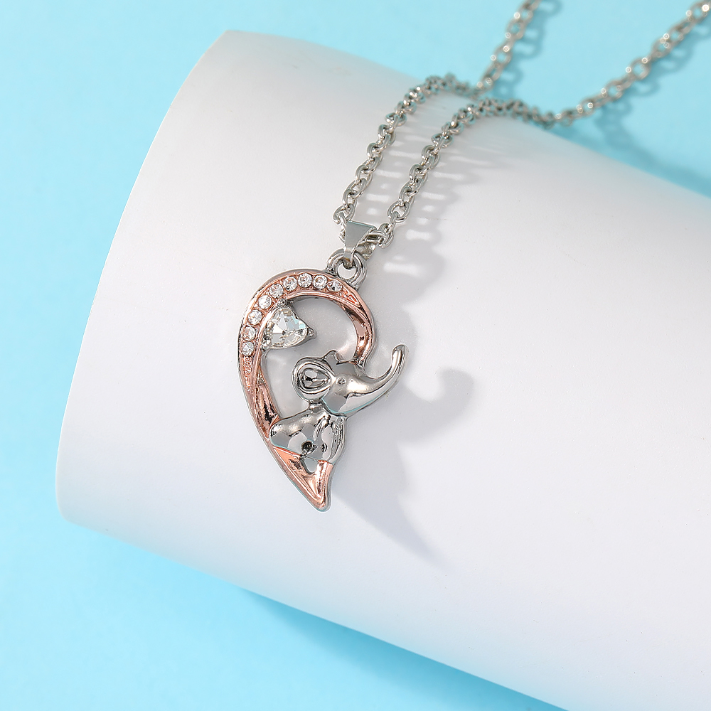 Set di 2 Collane Magnetiche a  - Magnetic Couple Matching Necklaces recensione e prezzo