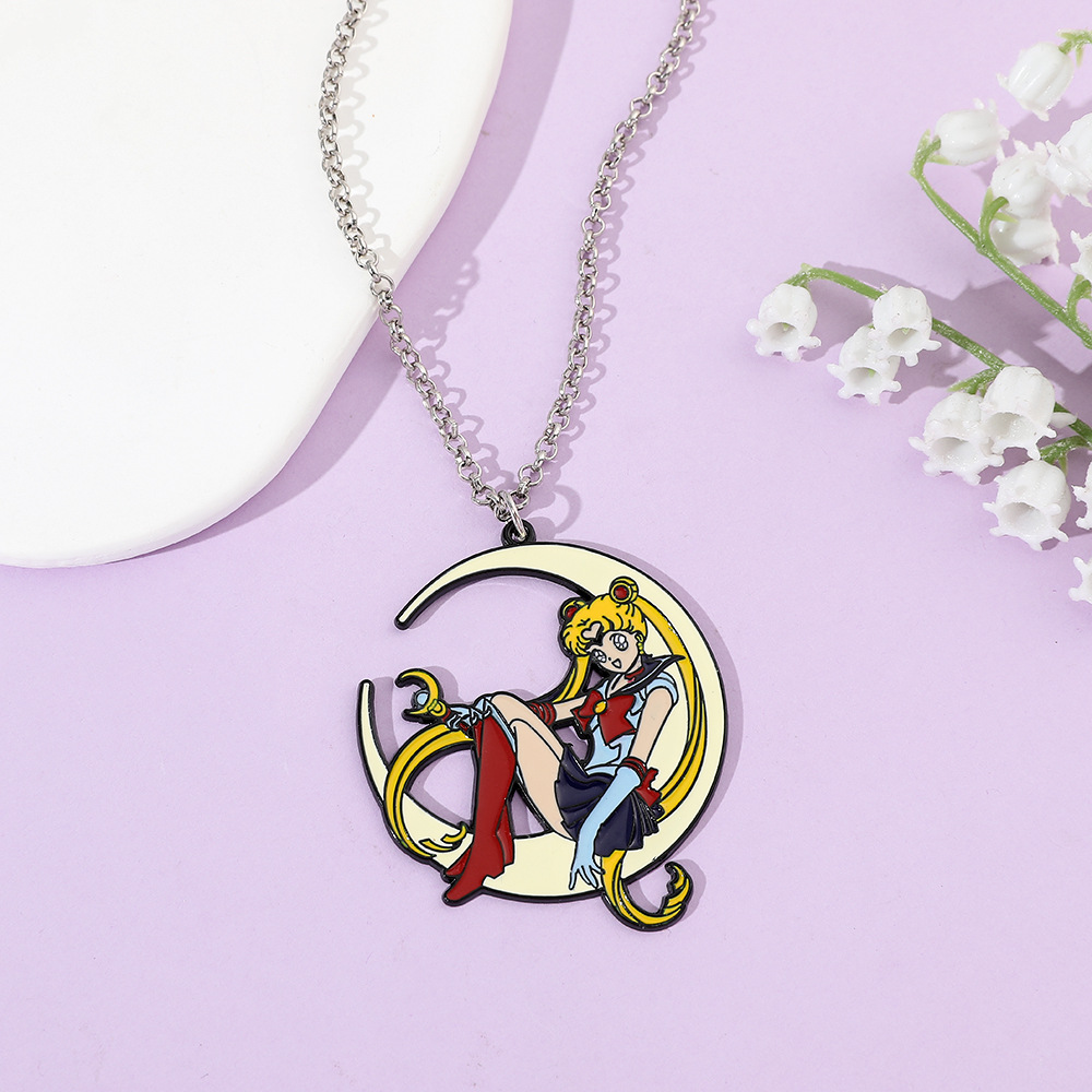 Collana in metallo smaltato co - Anime Pendant Necklace recensione e prezzo