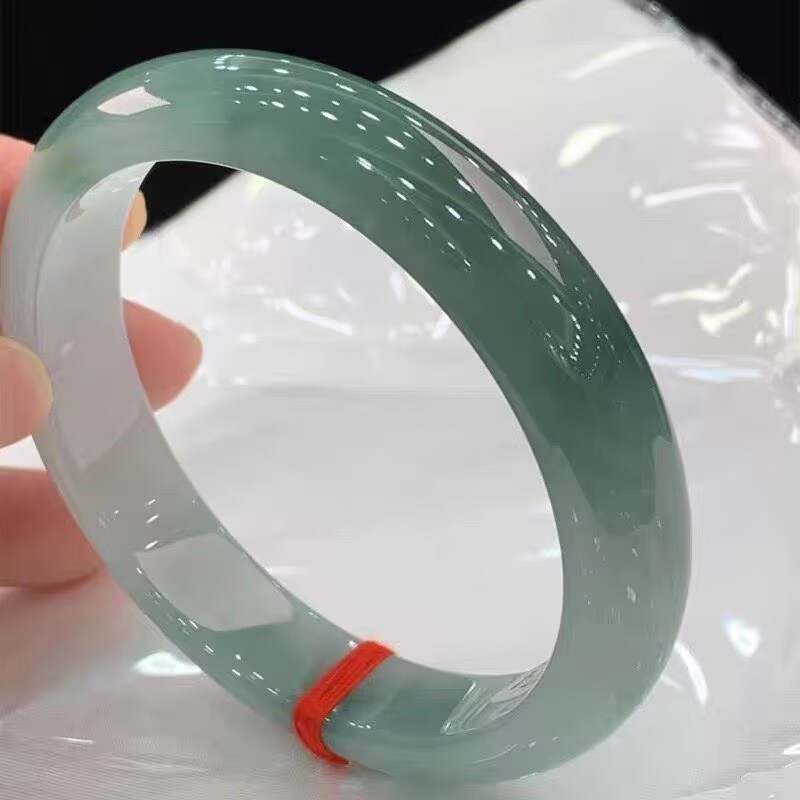 Bracciale Myanmar per Donne, V - Bracelets recensione e prezzo