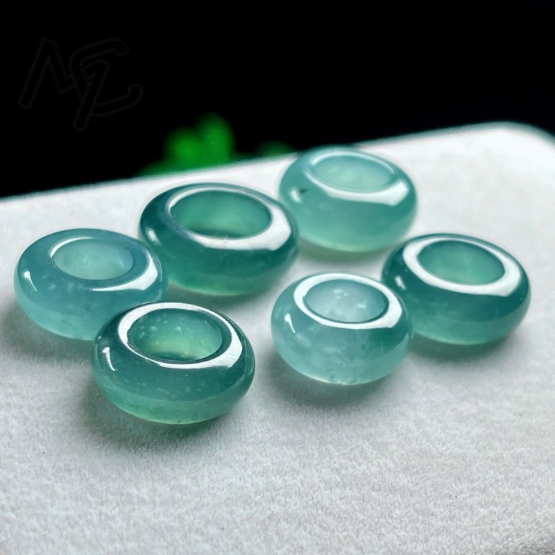 Anello con Ciondolo Smeraldo N - Rings recensione e prezzo