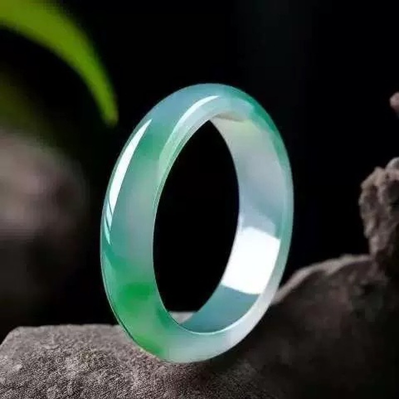 Bracciale in giadeite del Myan - Bracelets recensione e prezzo
