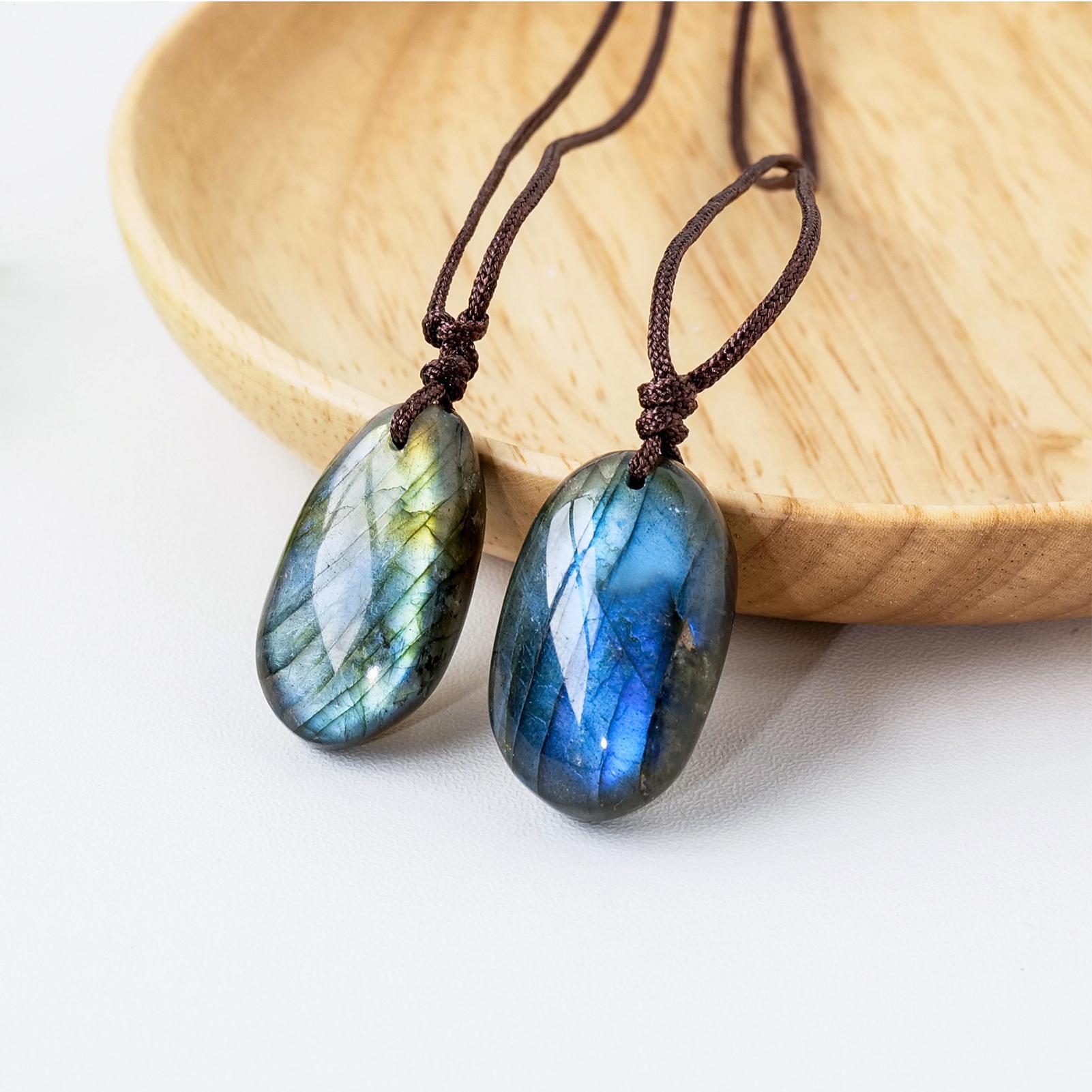 Collane con ciondolo labradori - Crystal Pendant Necklace Natural Stone recensione e prezzo