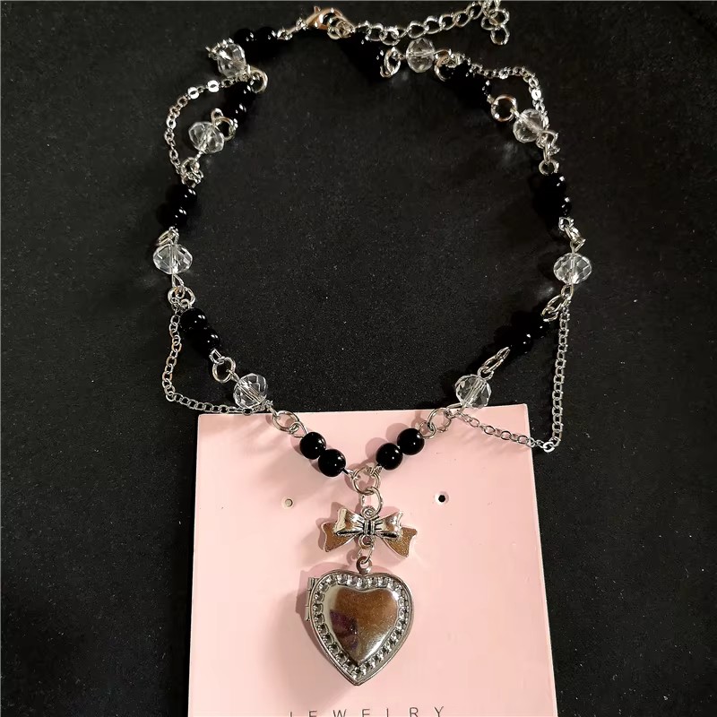 Goth Y2K Ciondolo con medaglio - Heart Locket Necklace Photo recensione e prezzo