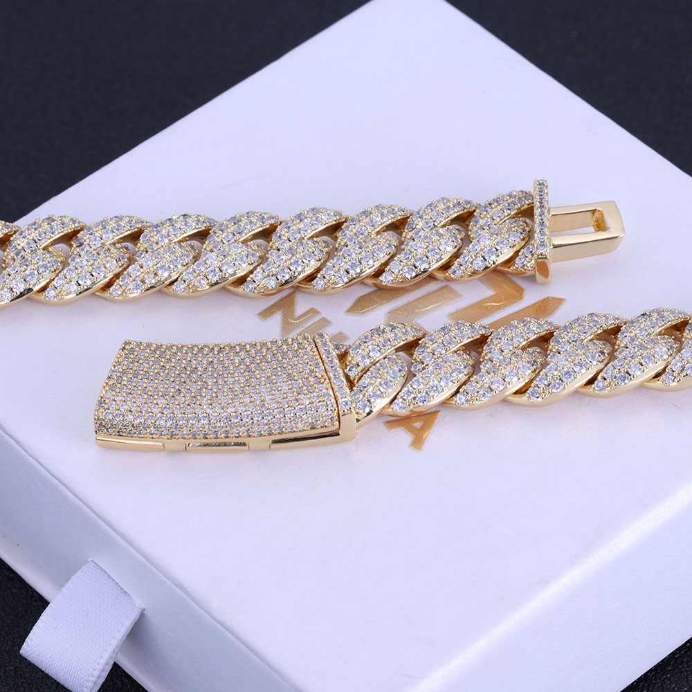 ESKEEM Nuovo Stile 13MM Iced O - Cuban Link Chain 12Mm recensione e prezzo