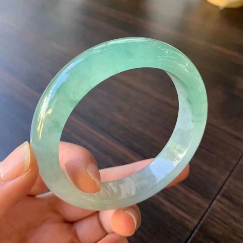 Braccialetto regalo in giadeit - Bracelets recensione e prezzo