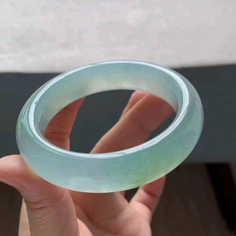 Braccialetto regalo in giadeit - Bracelets recensione e prezzo